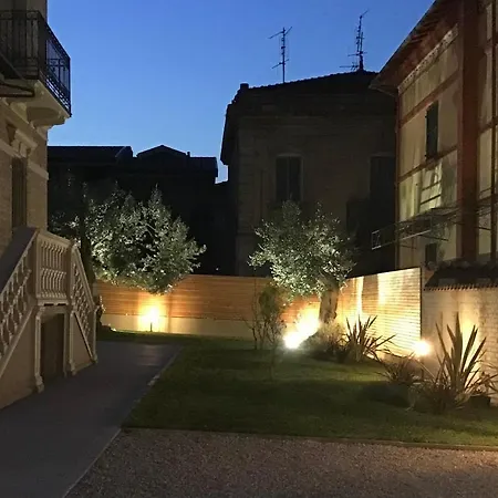 Actea Vasto